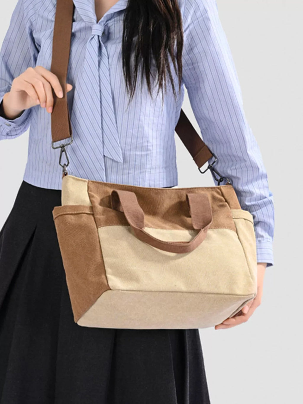 Multiple Pockets Travel Bag