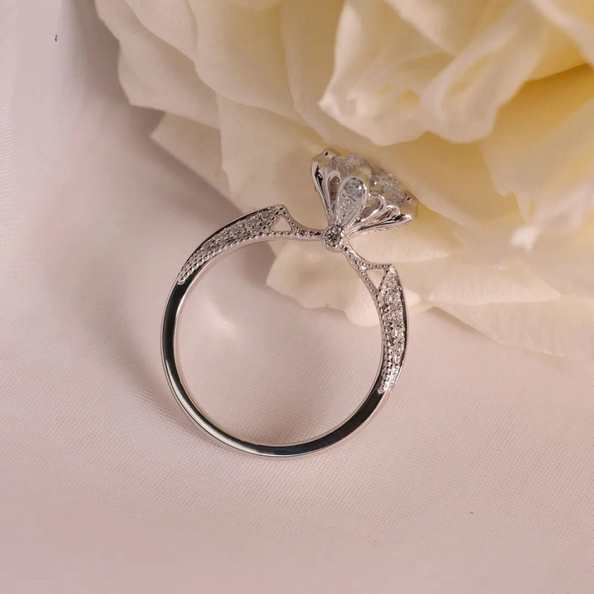1 Carat Moissanite 925 Sterling Silver Ring