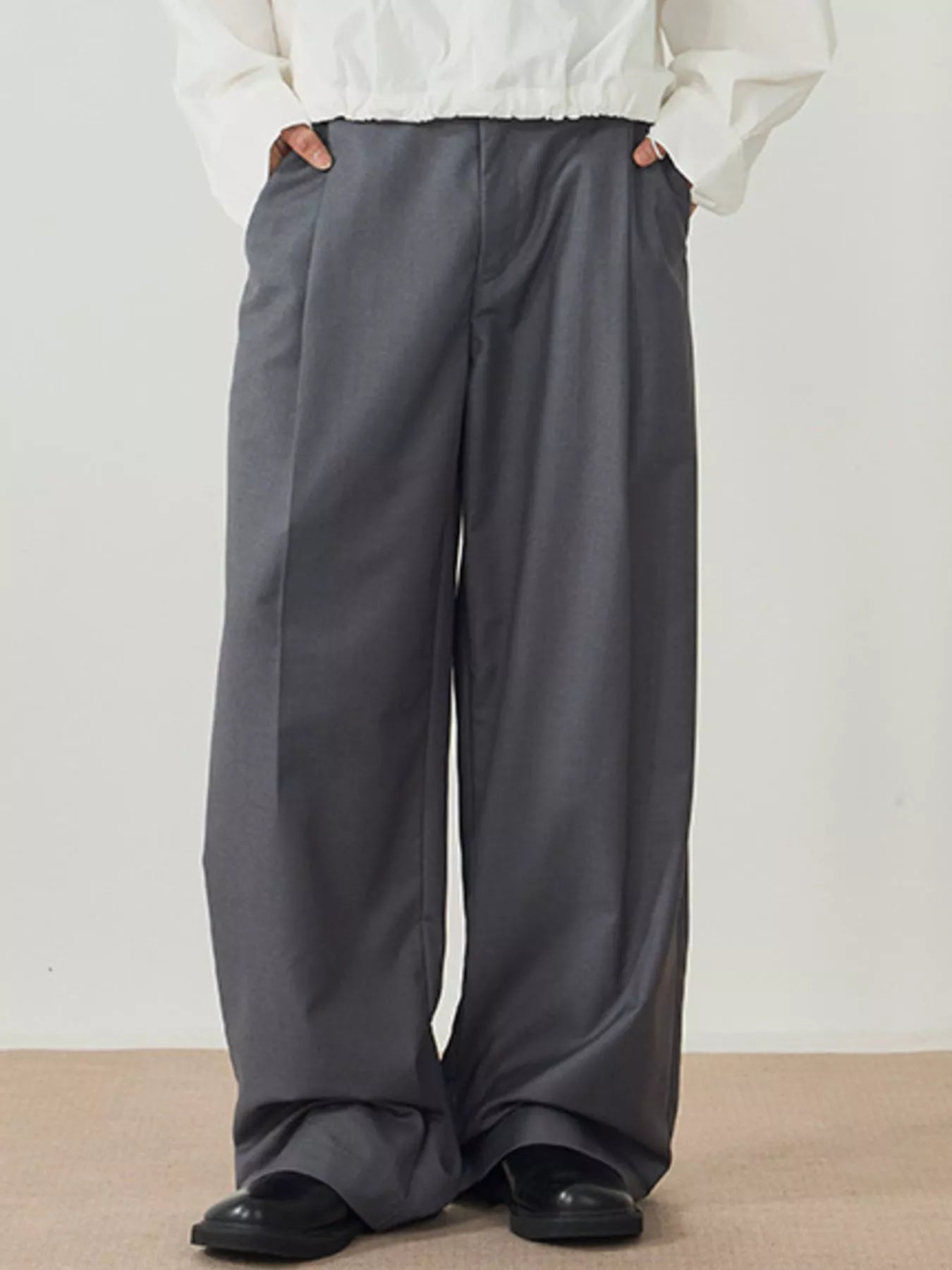 Men's Wide Leg Pleated Pants