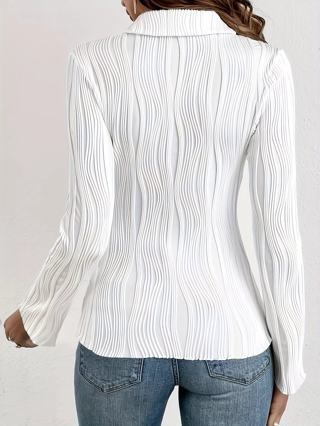 Textured Wavy Pattern Long Sleeve Shirt