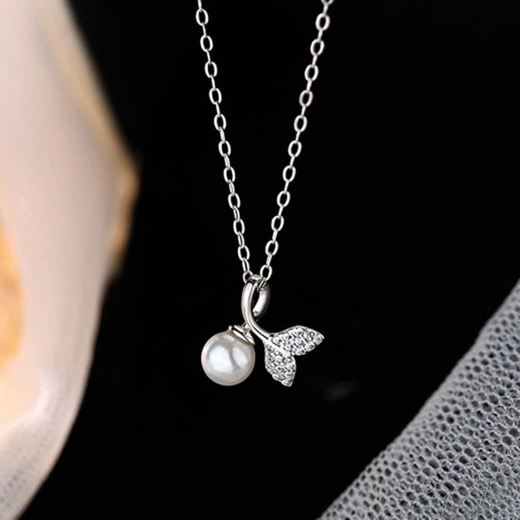 Pearl Mermaid Tail Pendant Necklace