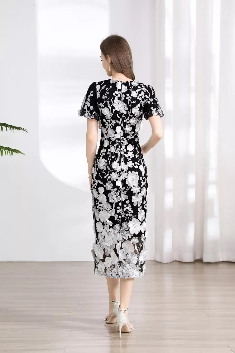 Floral Embroidered Puff Sleeve Midi Dress