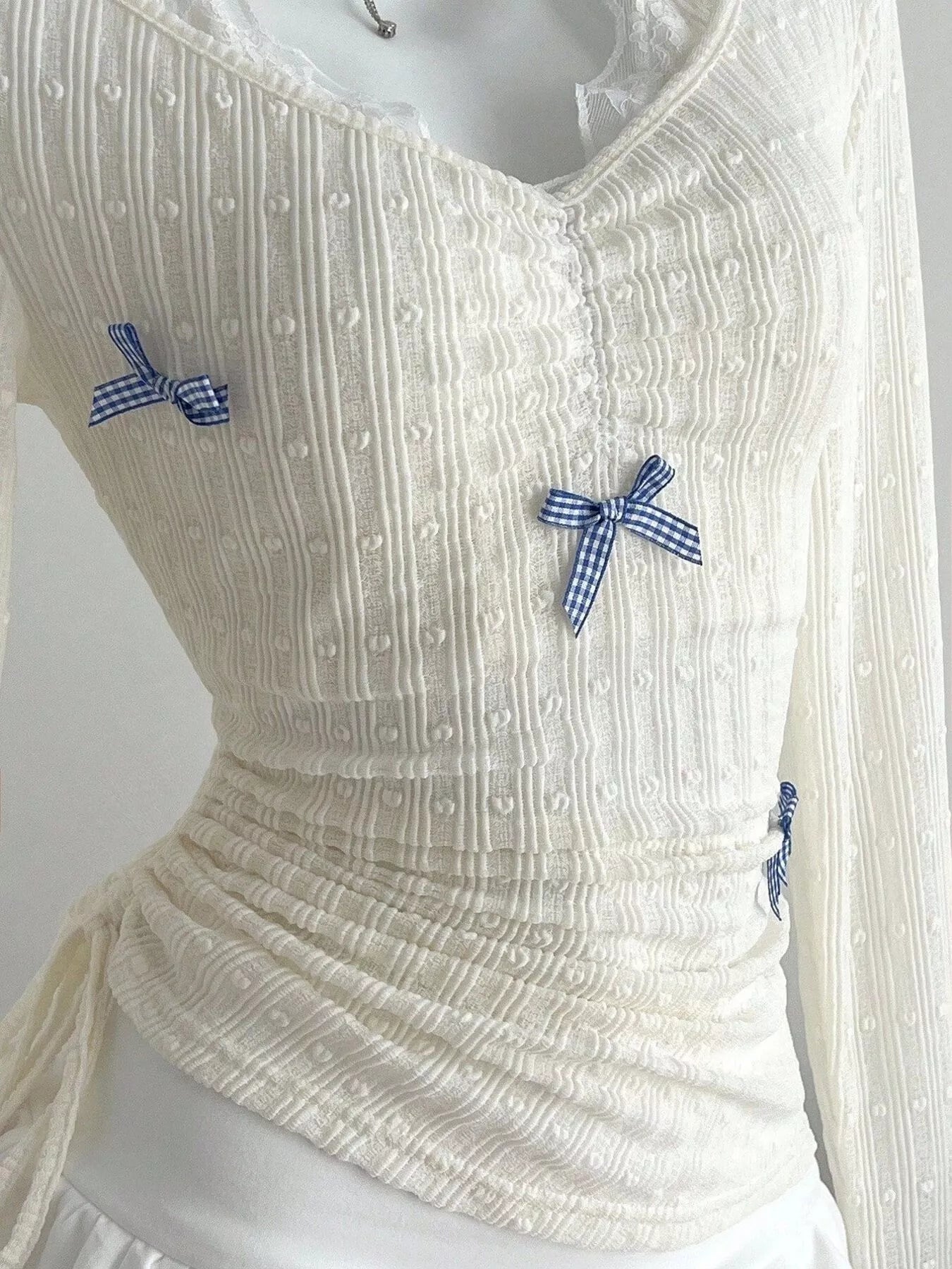 Bow Lace Detail V-Neck T-Shirt