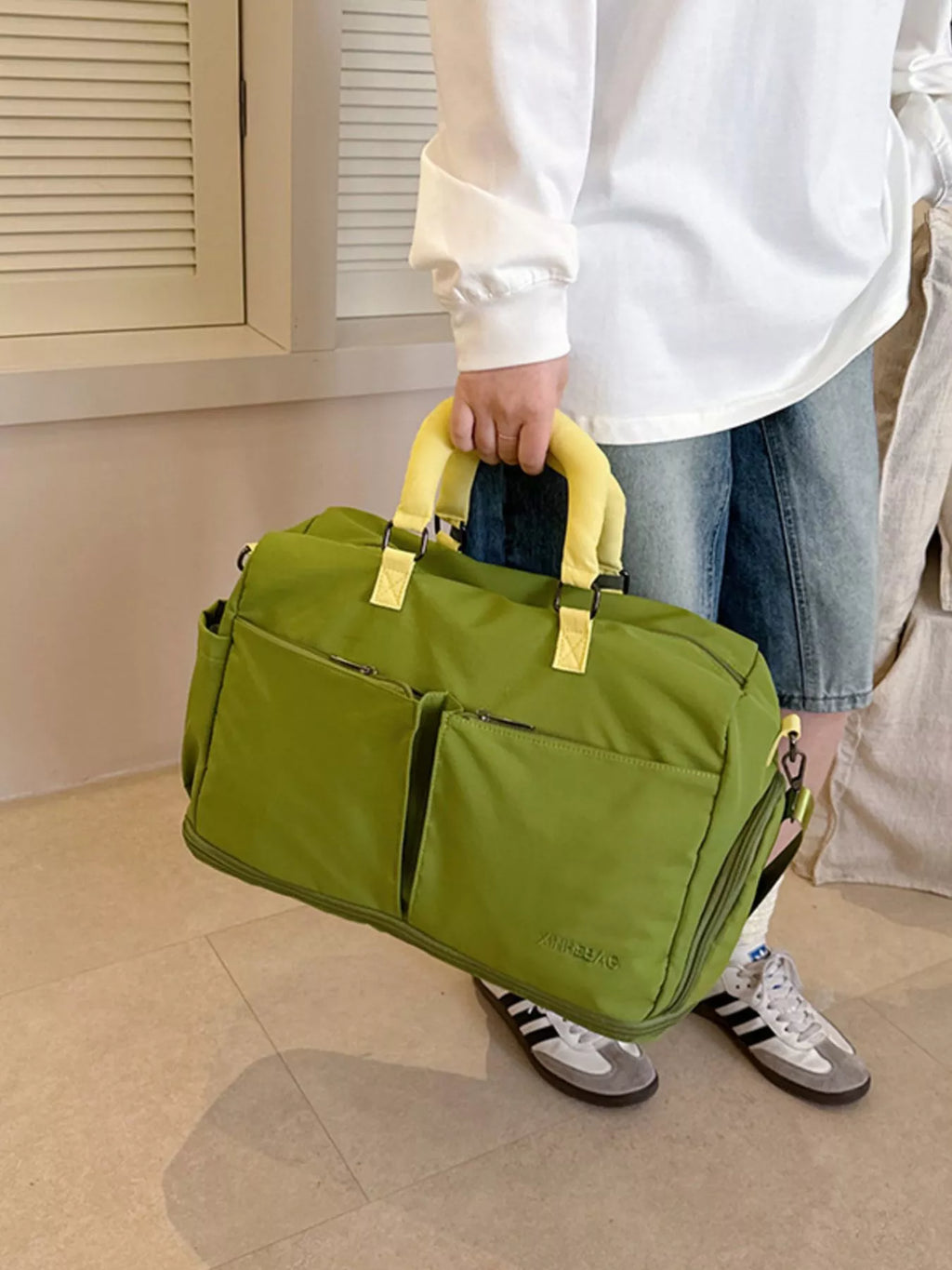 Multi-Pockets Travel Bag