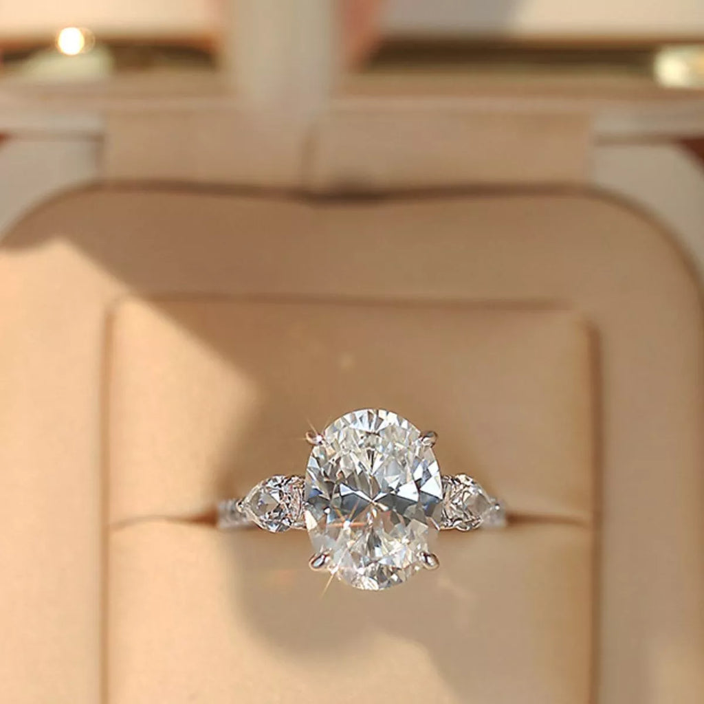 2 Carat 925 Sterling Silver Moissanite Oval Ring