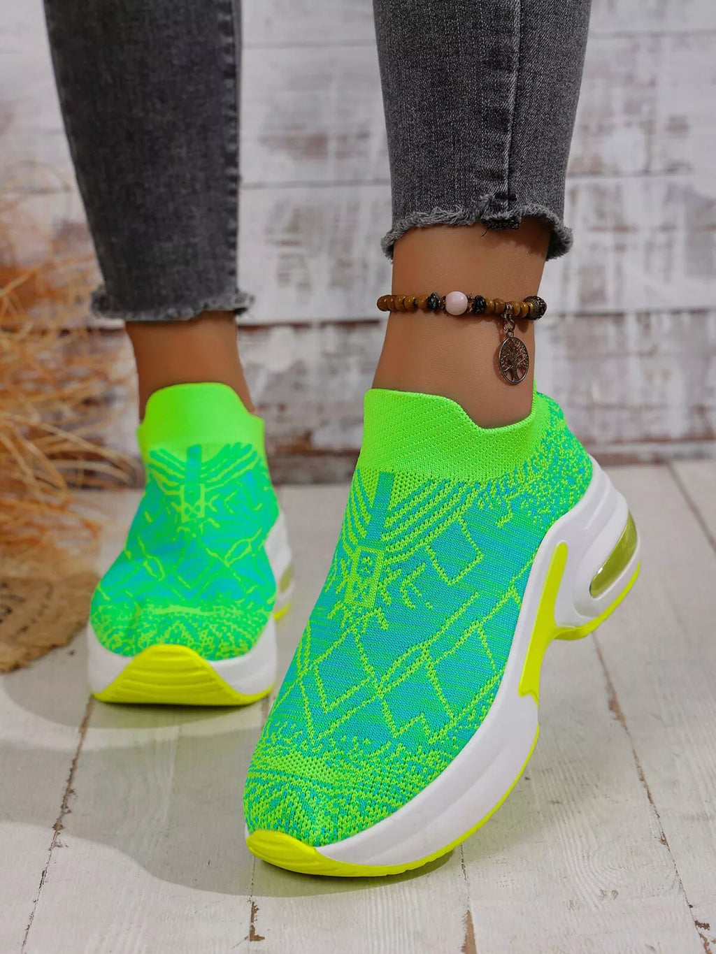 Mesh Round Toe Platform Sneakers