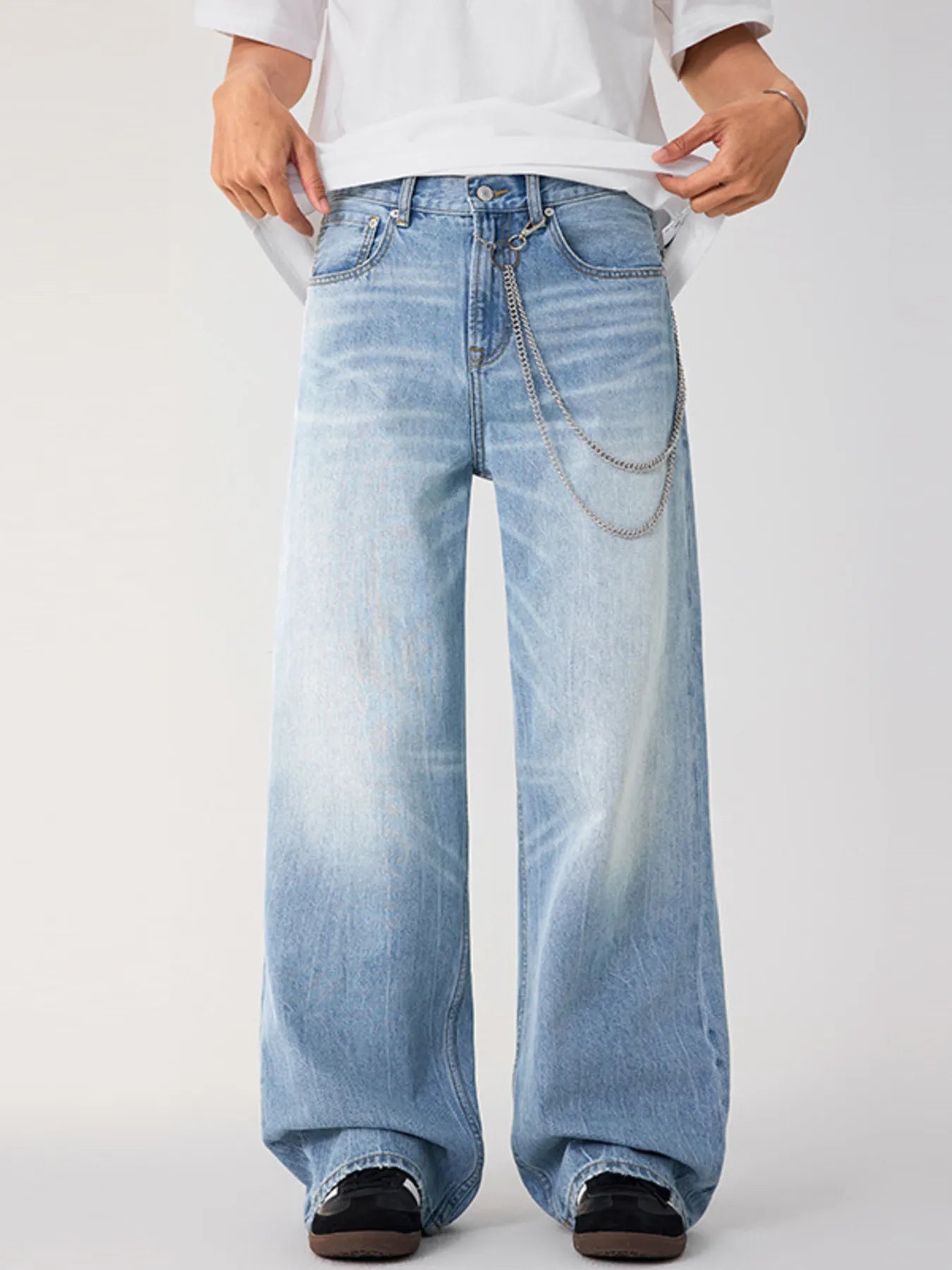 Men's Wide Leg Wash Jeans