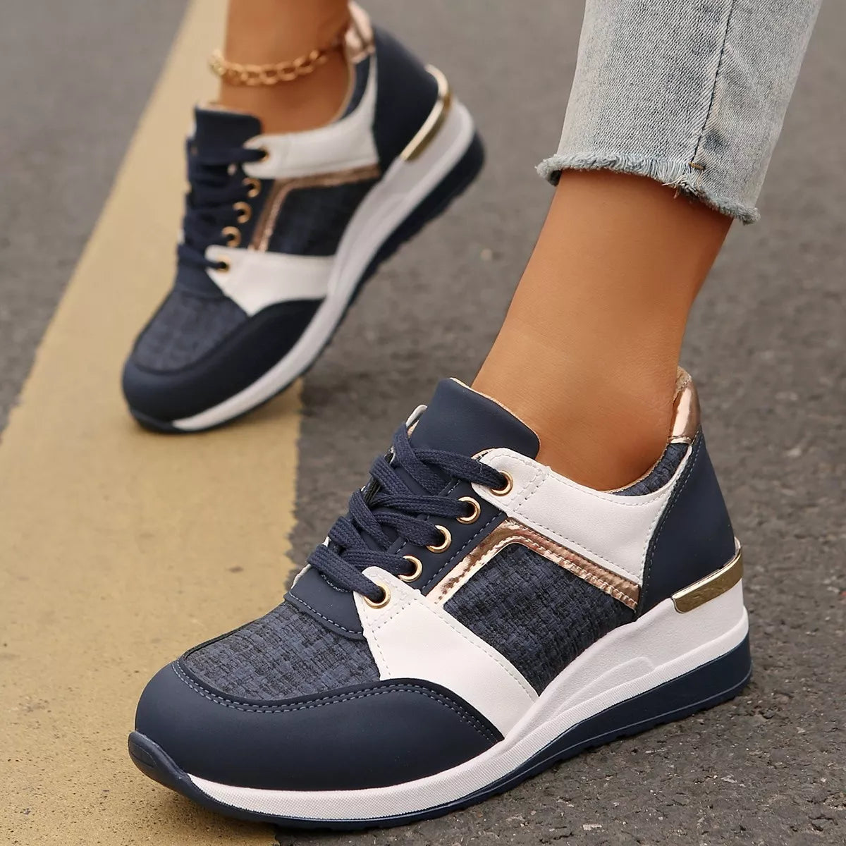 Round Toe Lace Up Sneakers