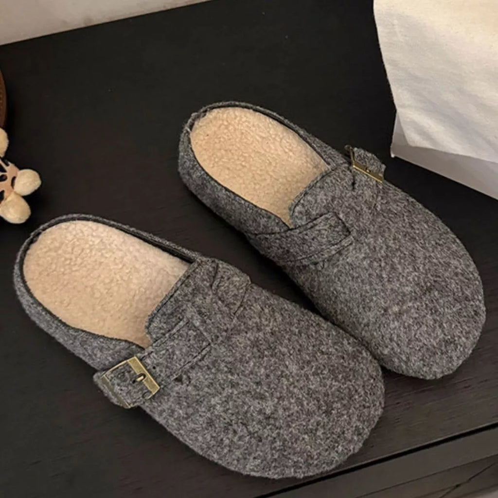 Buckle Decor Round Toe Slippers