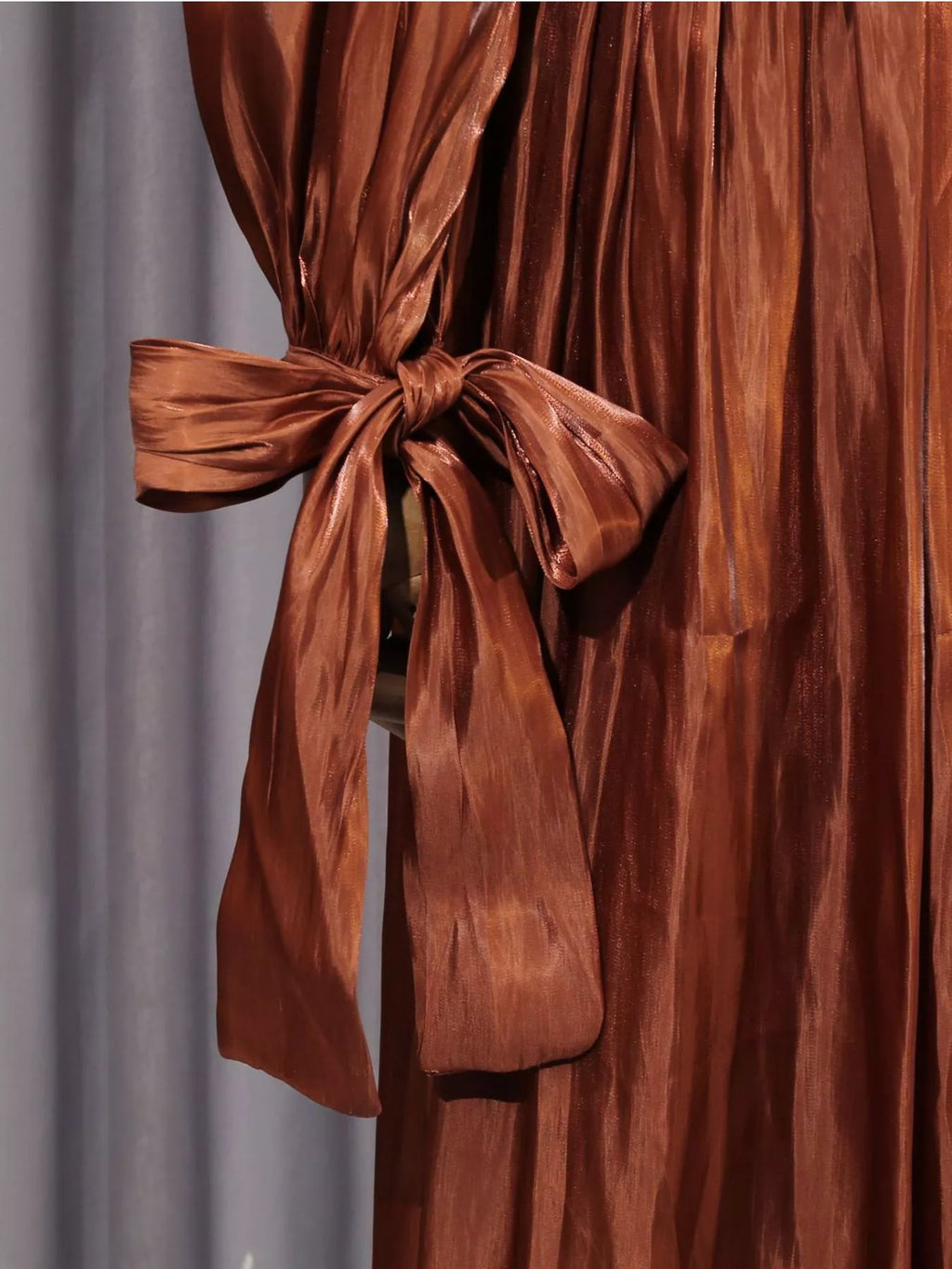 Front Twisted Draped Long Sleeve Maxi Dress