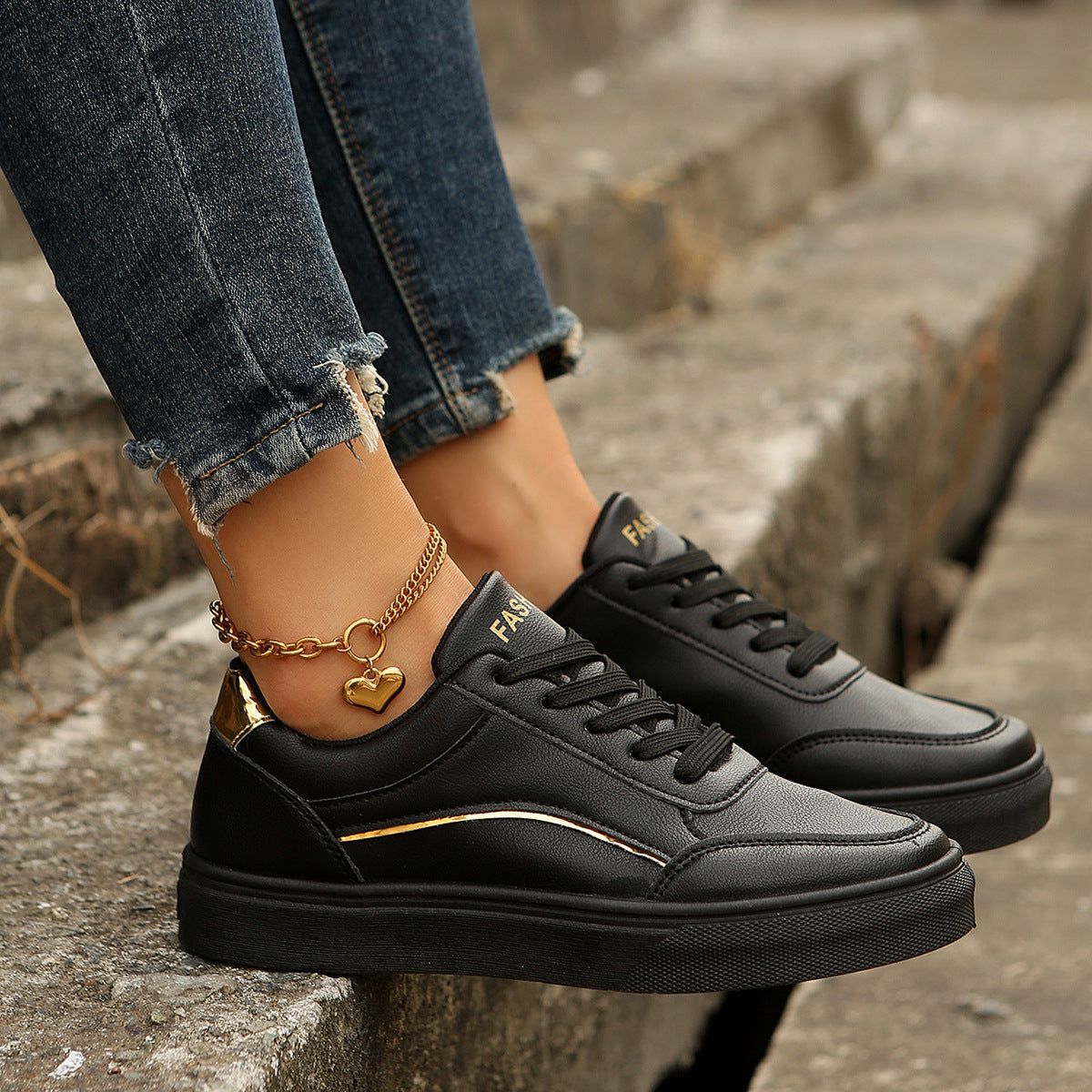Lace Up Casual Sneakers