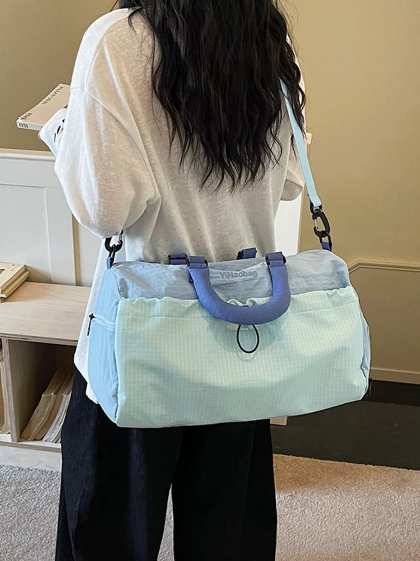 Lightweight Drawstring Travel Bag