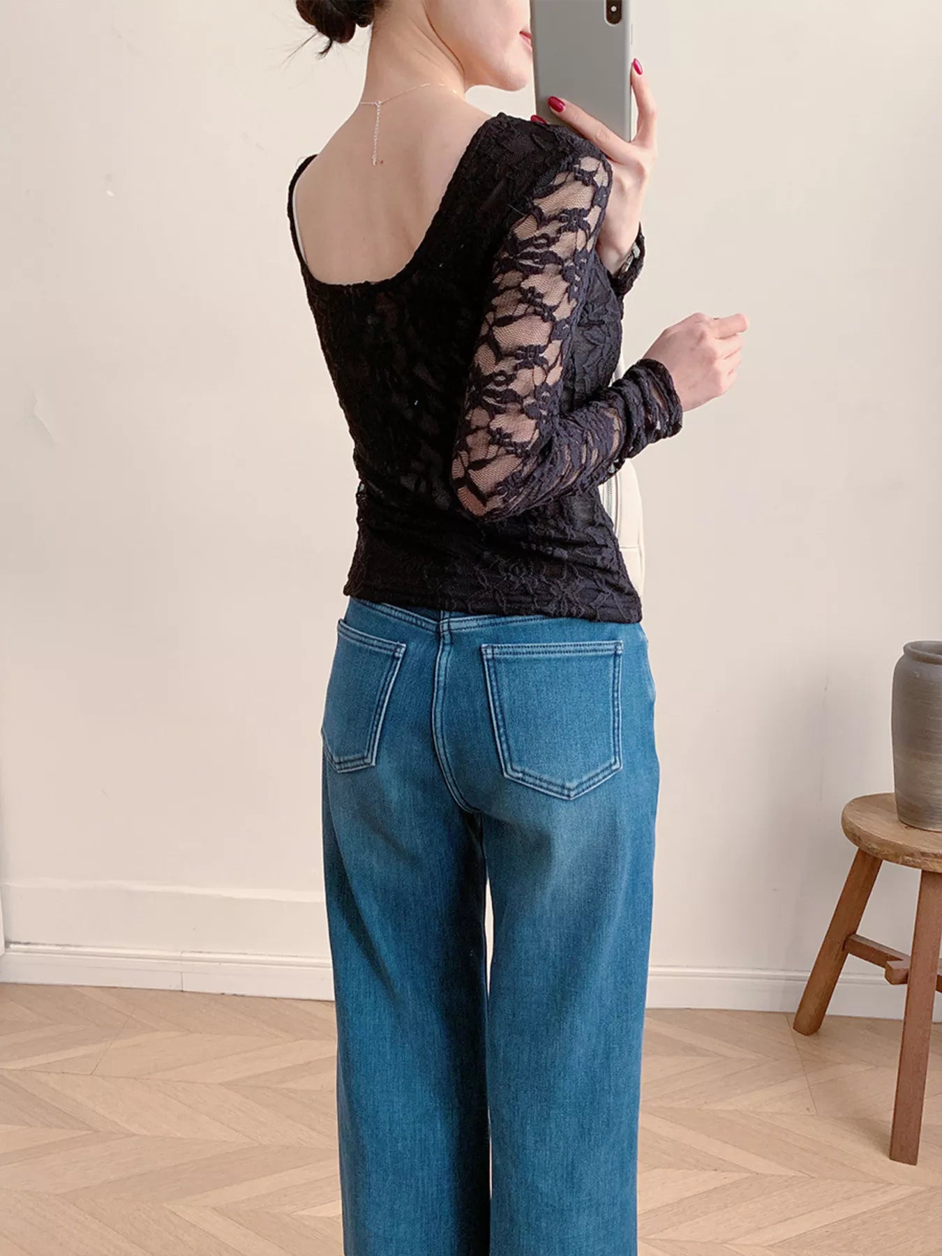 Lace Round Neck Long Sleeve Top