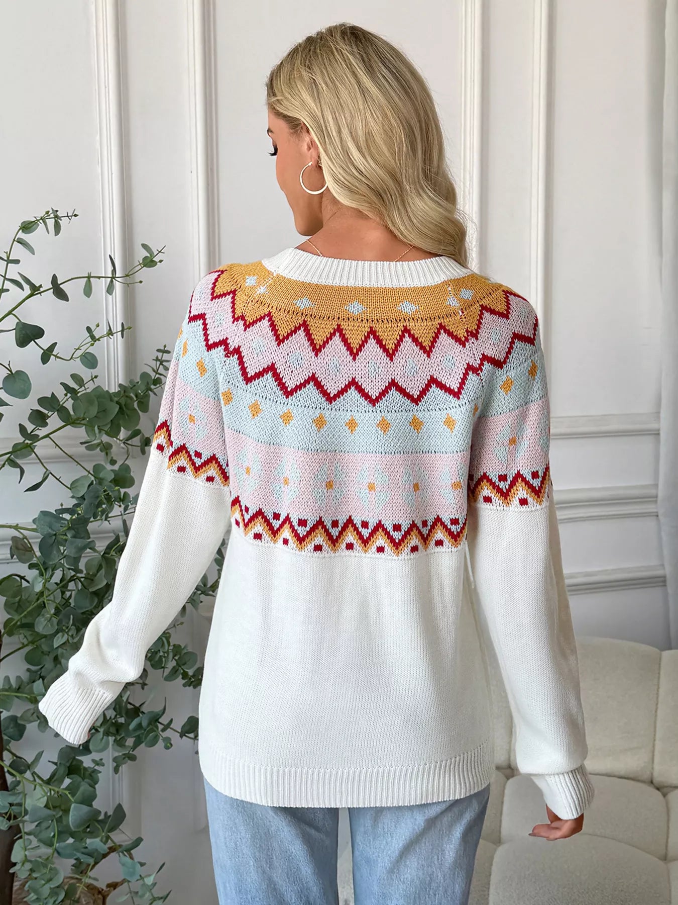 Geometric Round Neck Long Sleeve Sweater