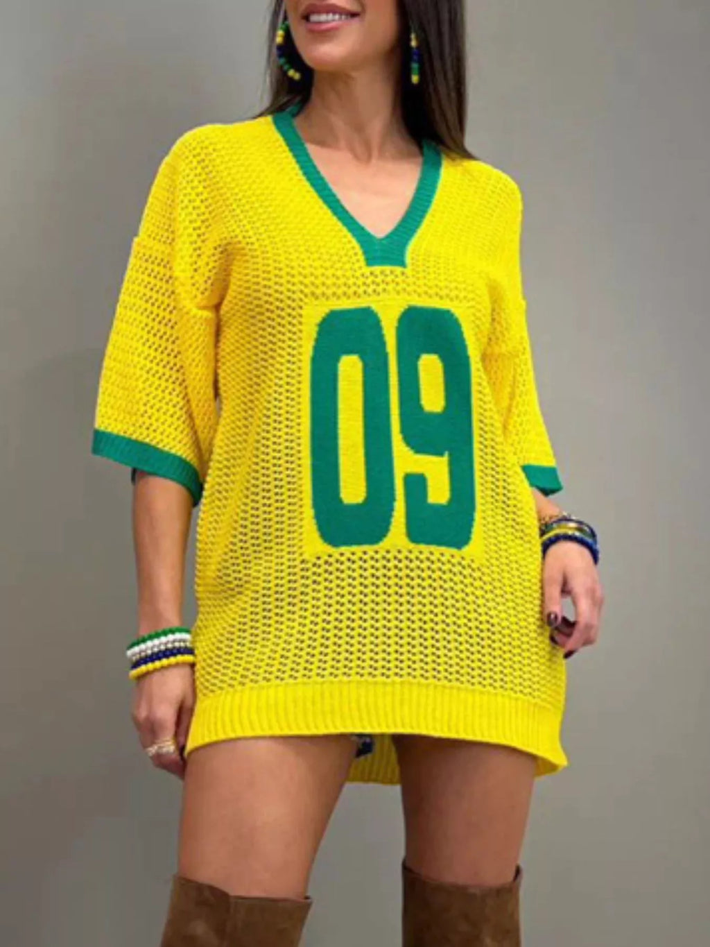 World Cup V-Neck Oversize Sweater
