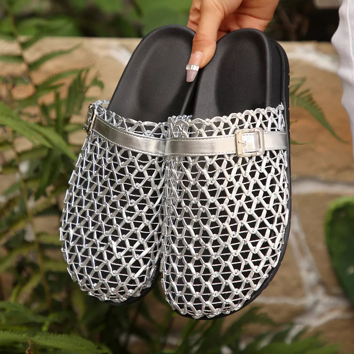 Round Toe Buckle Sandals
