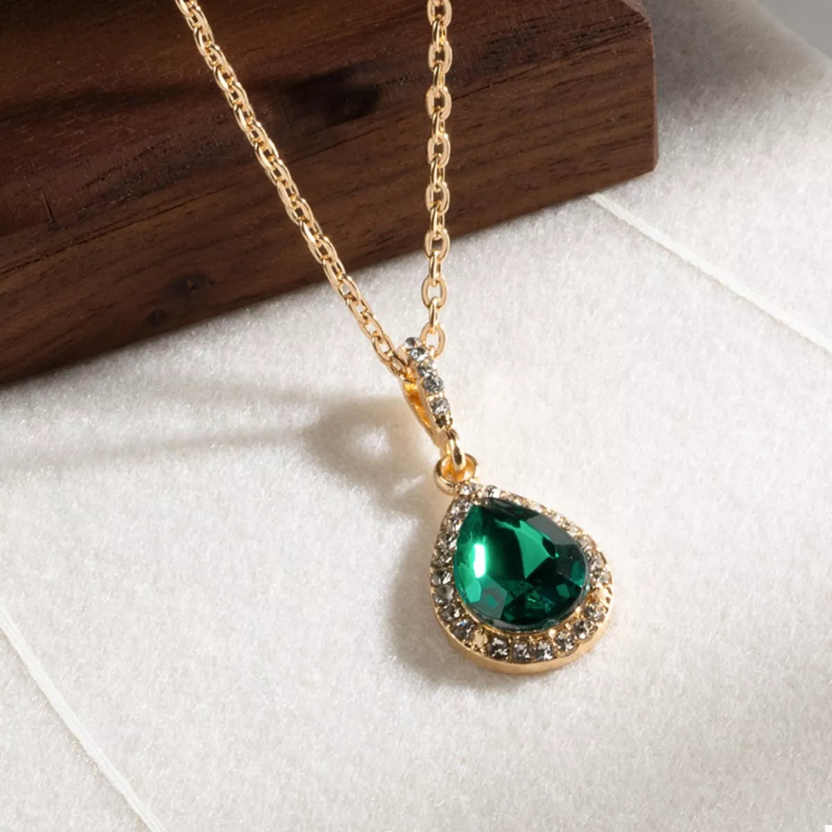 18K Gold-Plated Teardrop Pendant Necklace