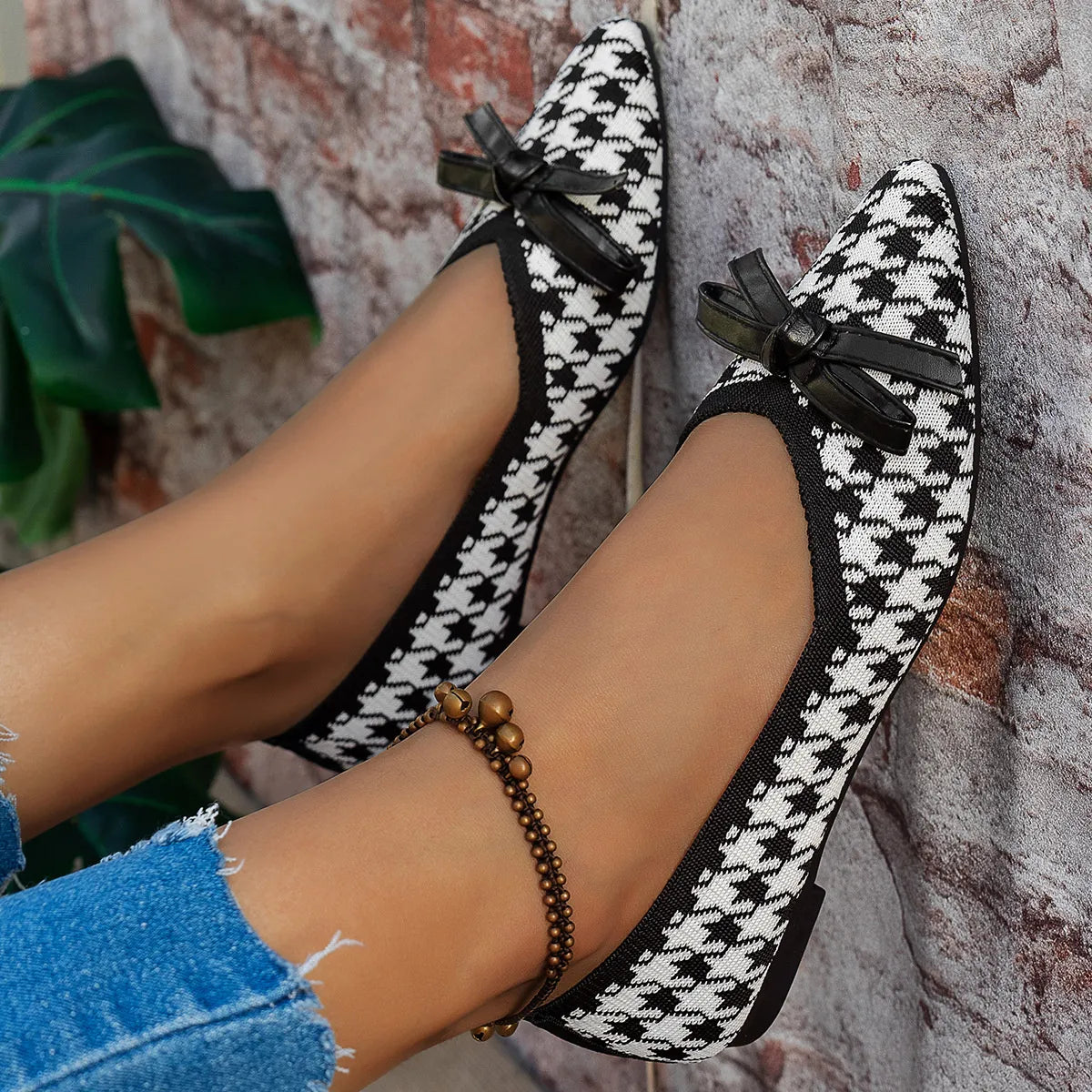 Houndstooth Point Toe Flats Slip-Ons