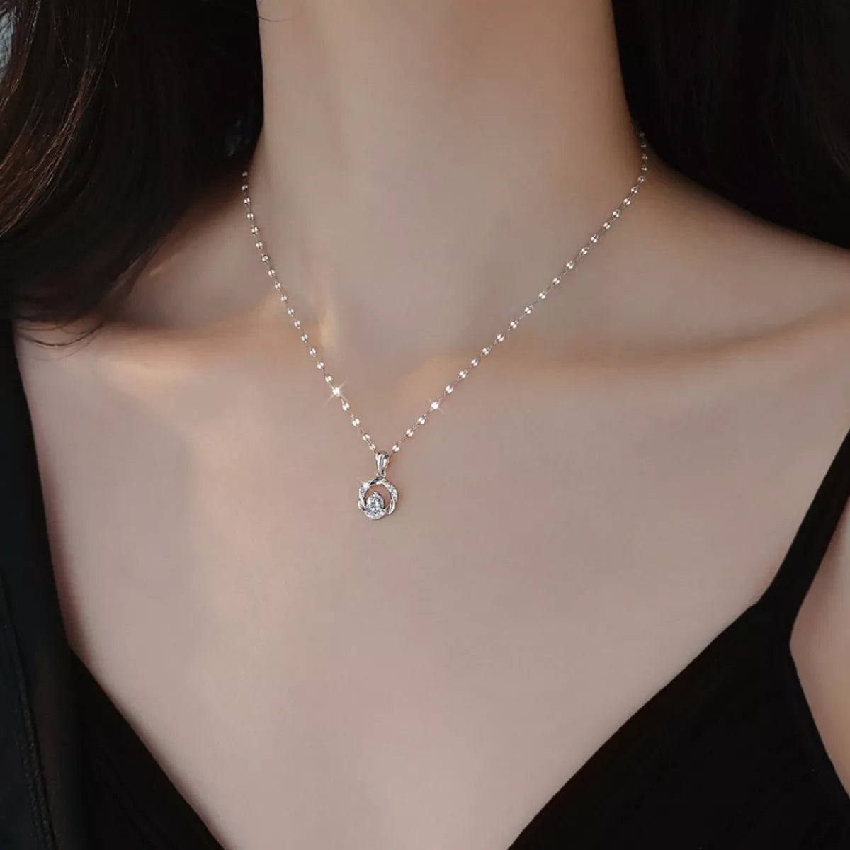 925 Sterling Silver Zircon Pendant Necklace