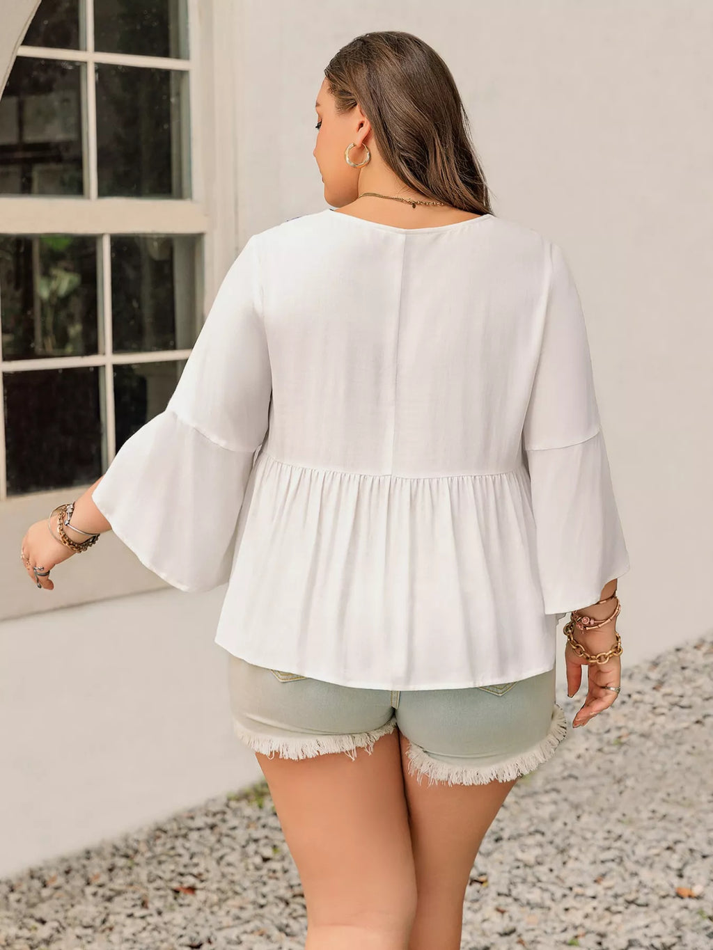 Plus Size Geometric V-Neck Flare Sleeve Blouse
