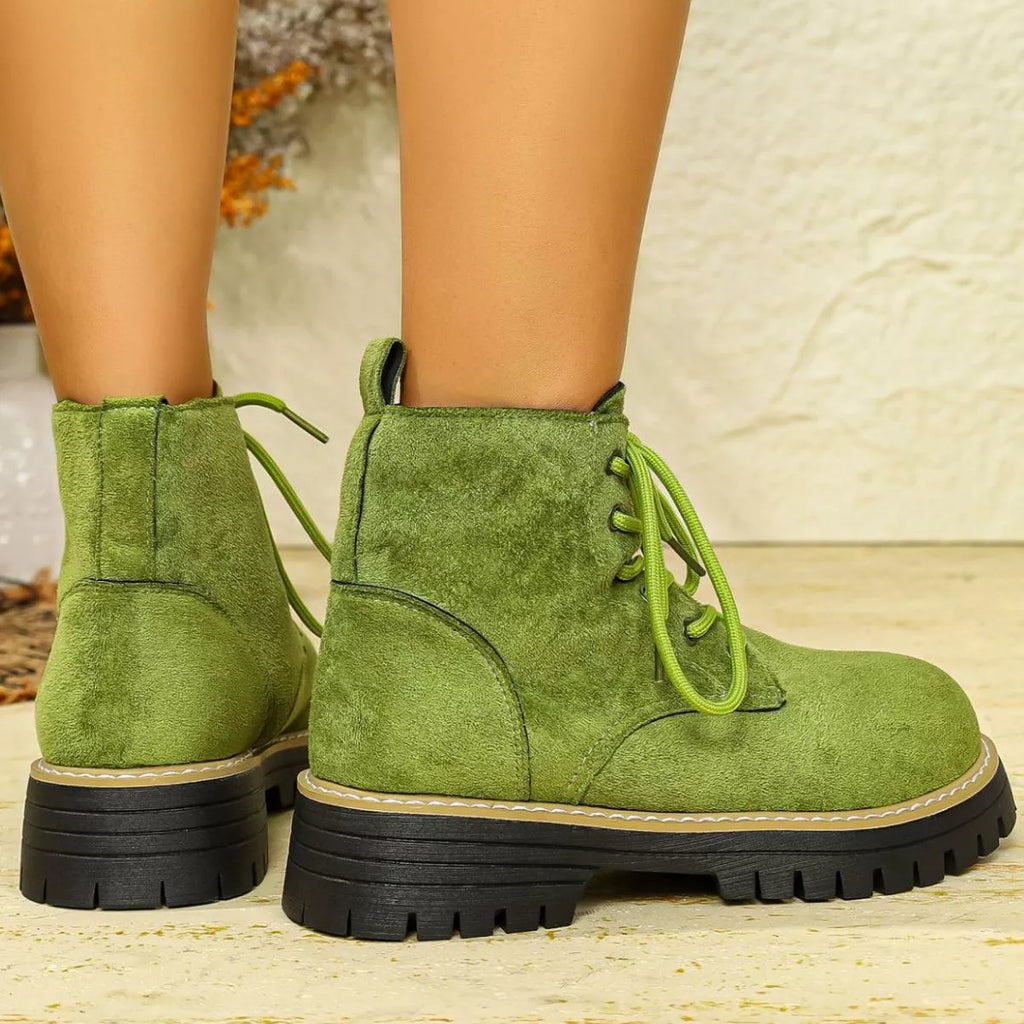 Round Toe Lace Up Boots