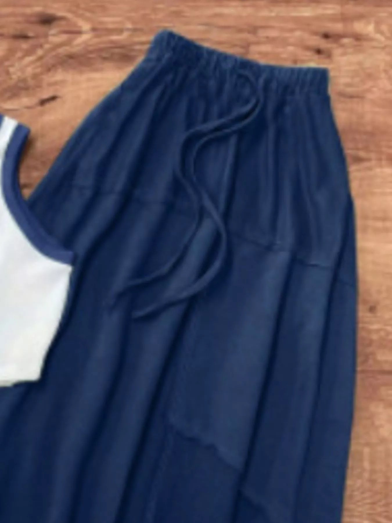 Contrast Trim Tank and Drawstring Waist Skirt Set
