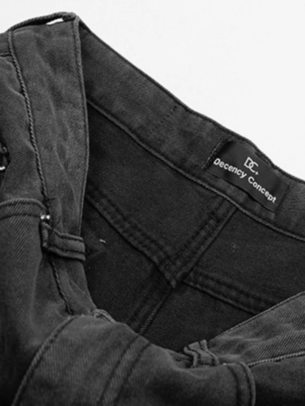Men's Multi-Pocket Cargo Style Wide Leg Jeans