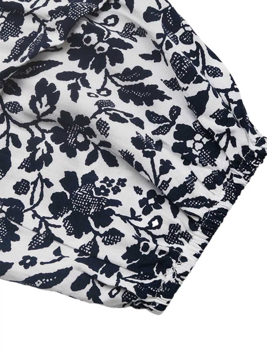 Printed Tie Neck Long Sleeve Blouse