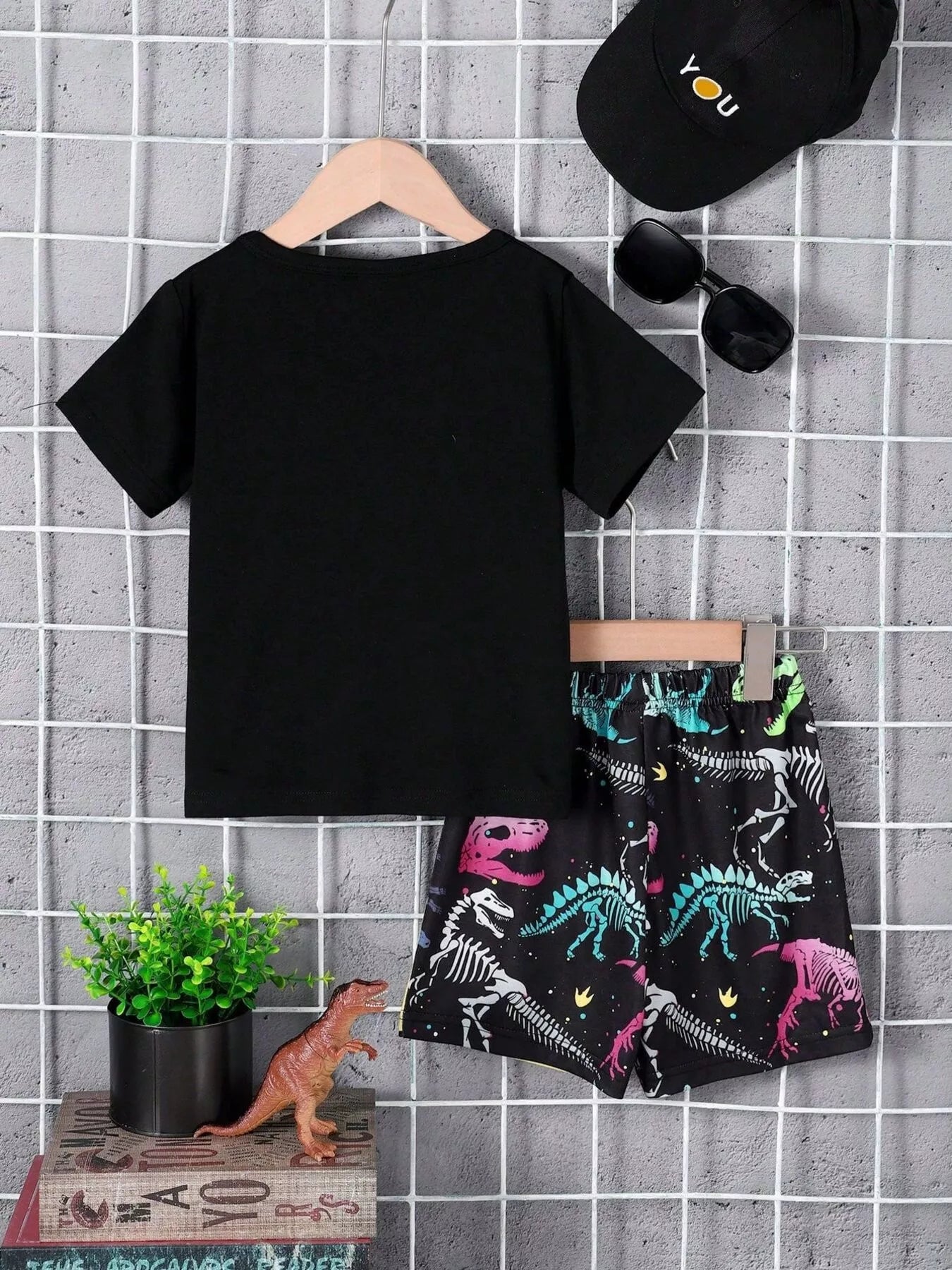 Children's Mommy's Little Boy Dinosaur Print Casual Set