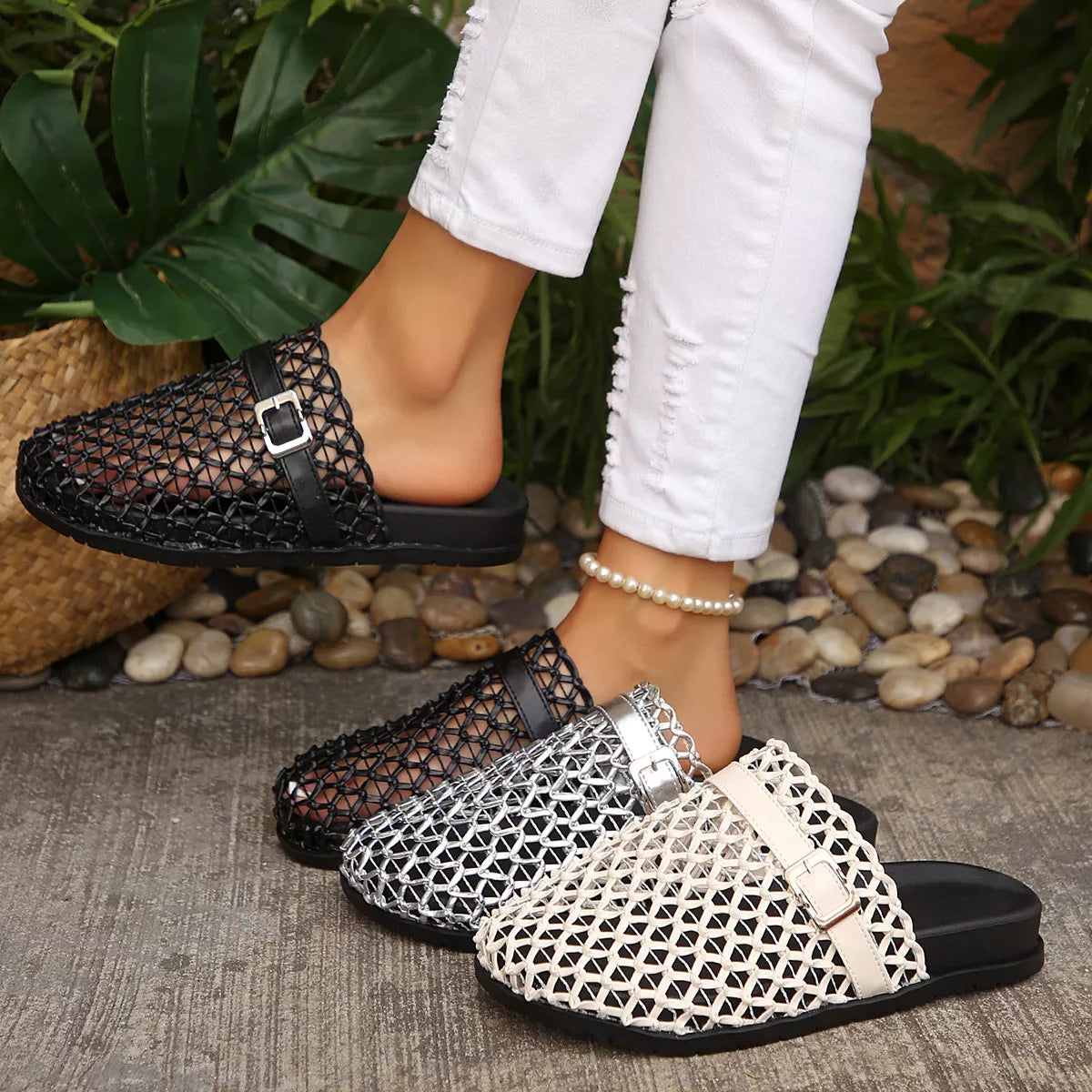 Round Toe Buckle Sandals