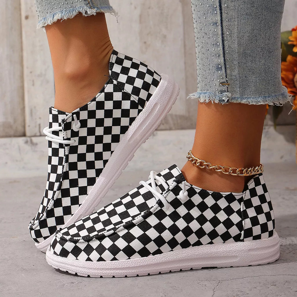 Checkerboard Pattern Casual Sneakers