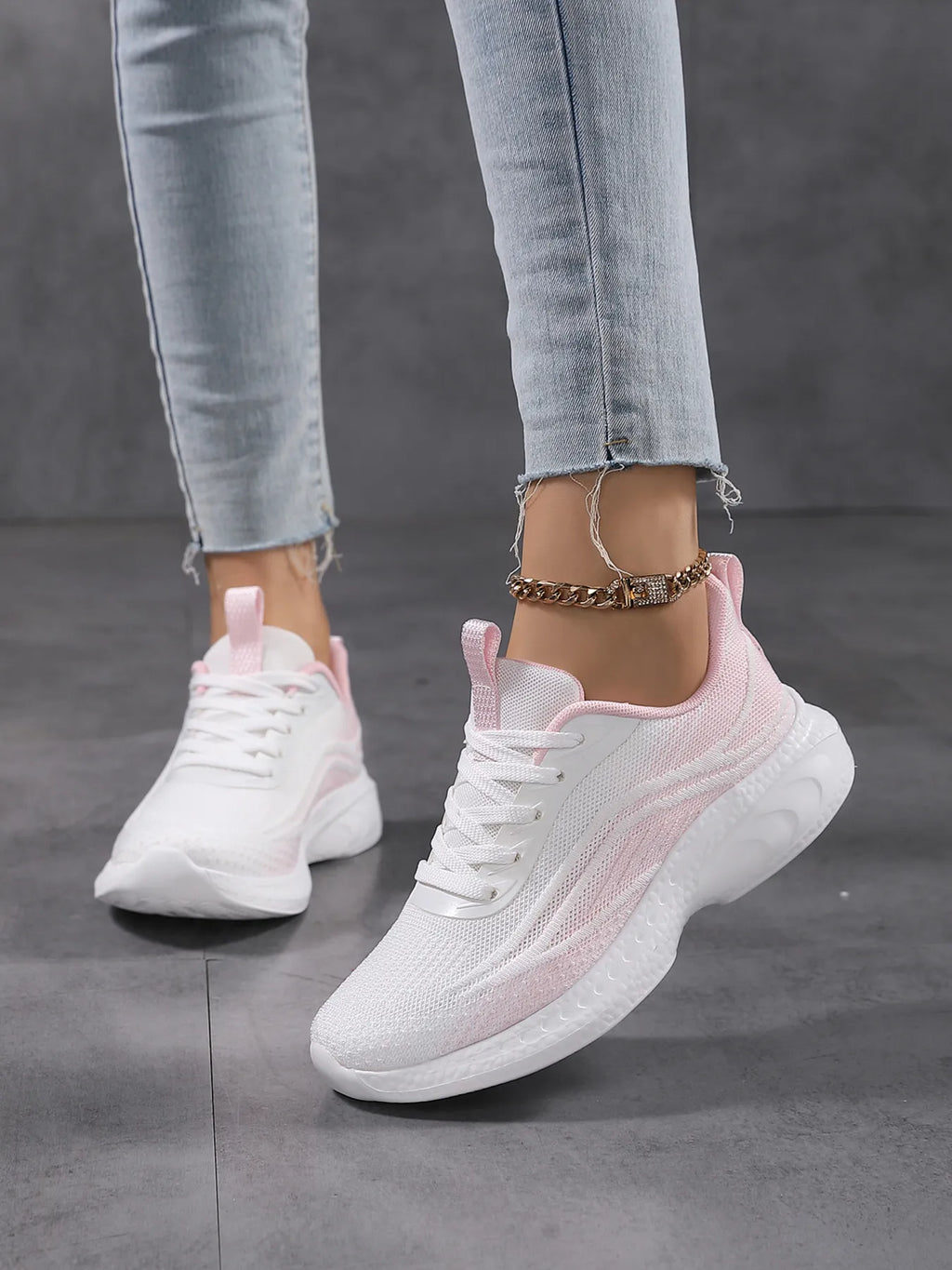 Gradient Lace Up Mesh Breathable Athletic