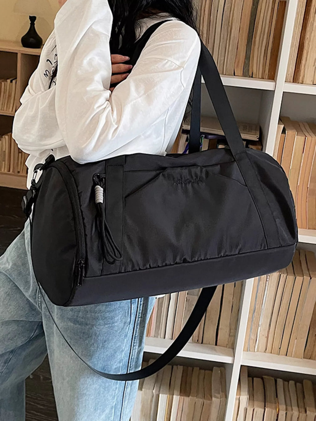 Lightweight Nylon Travel Bag