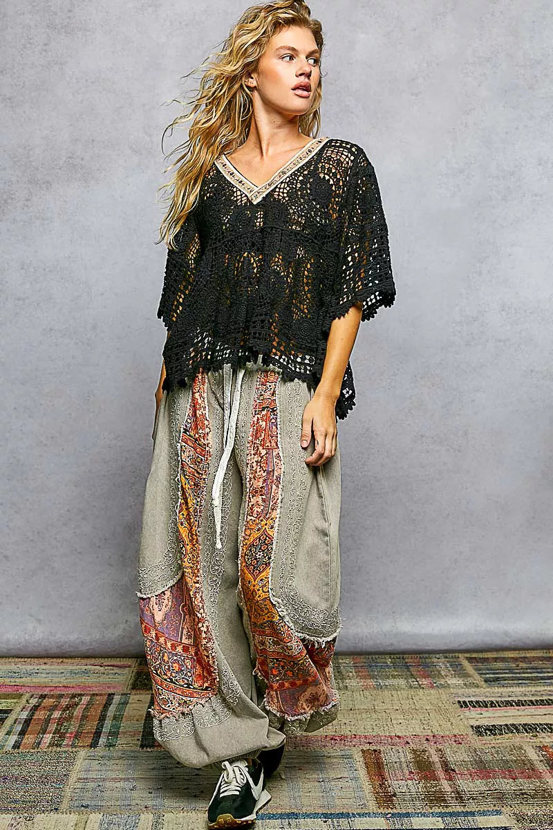 POL V-Neck Crochet Top with Scalloped Hem