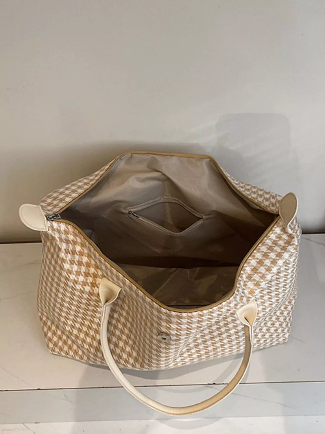 Plaid Pattern Travel Bag