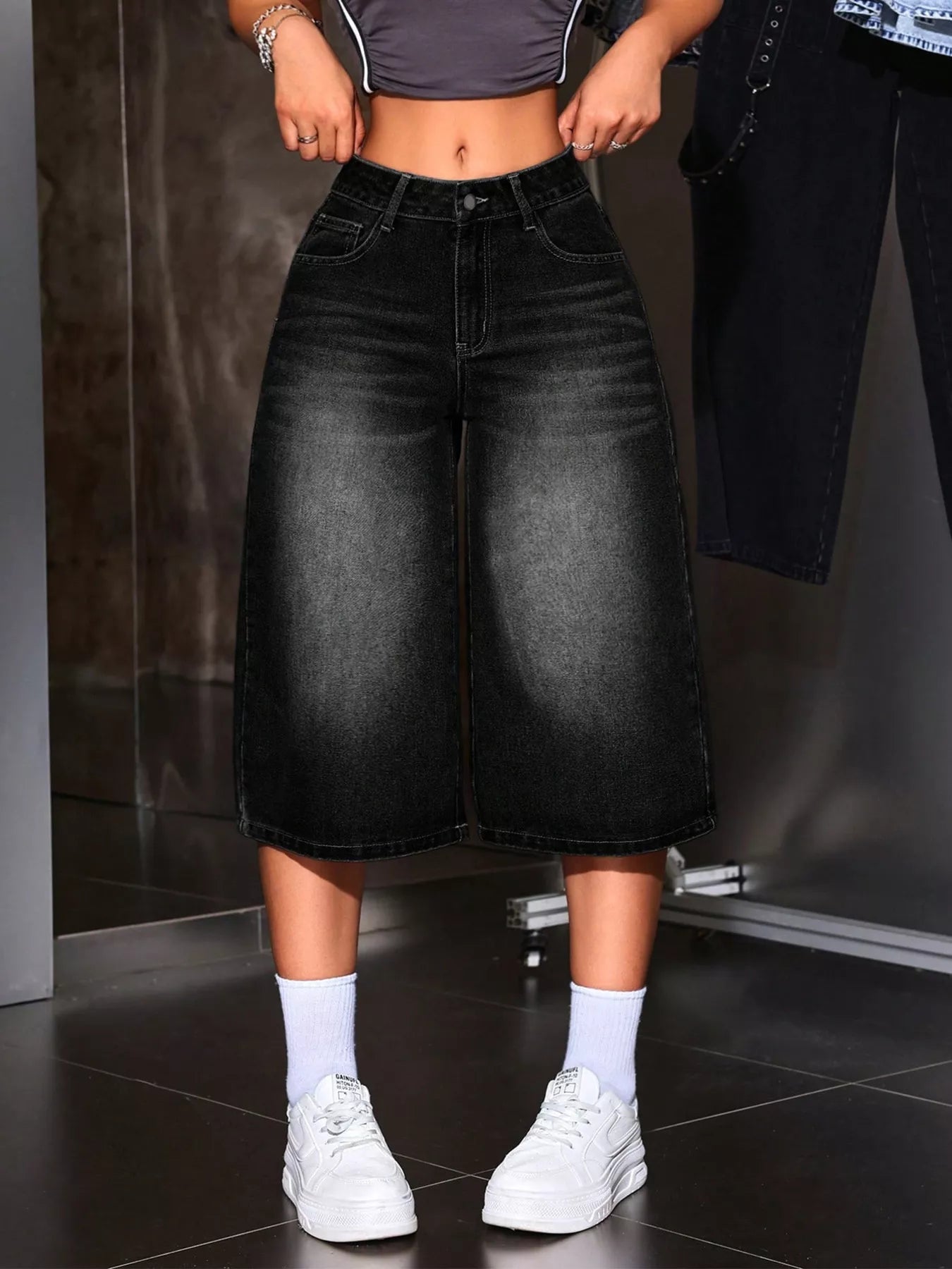 Wide Leg Denim Capris