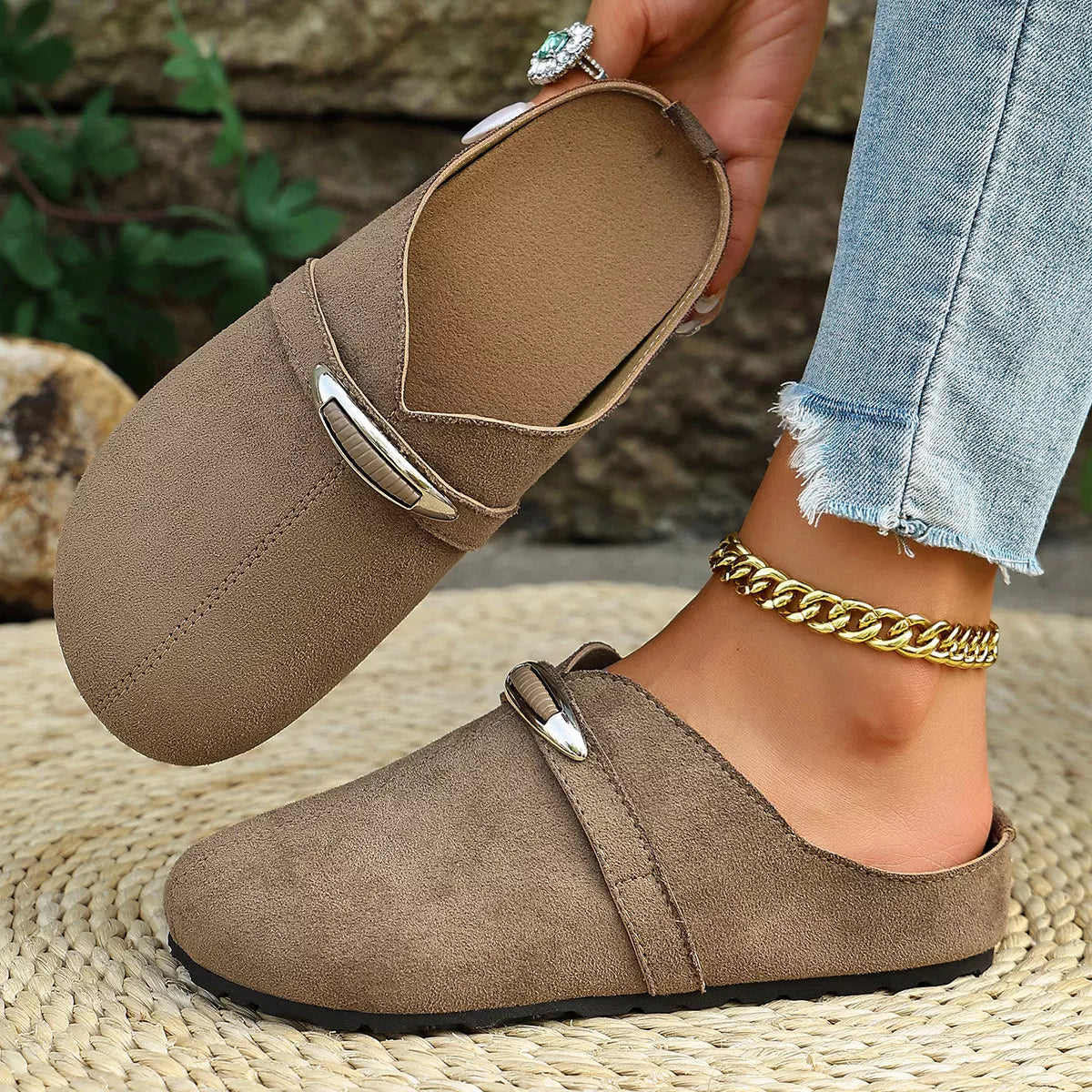 Round Toe Flats Slip-Ons