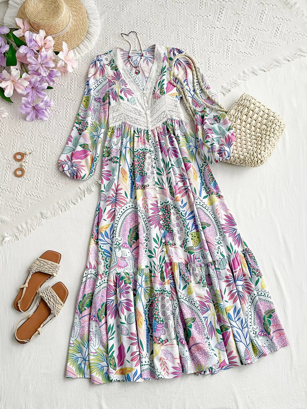 Lace Detail V-Neck Balloon Sleeve Dress
