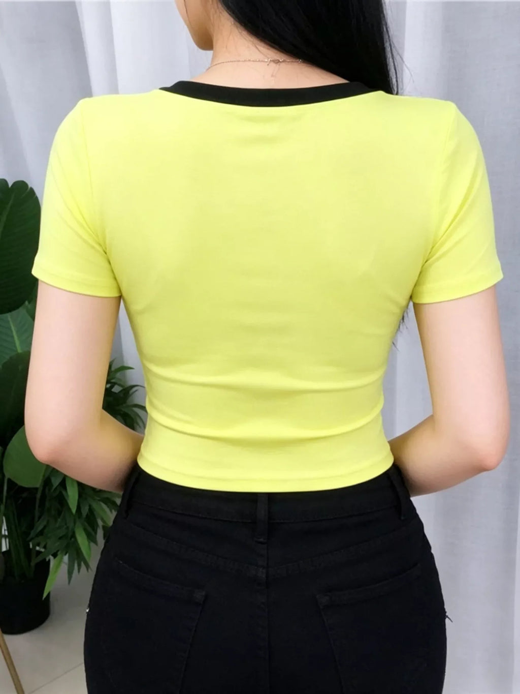Contrast Trim Short Sleeve Crop T-Shirt