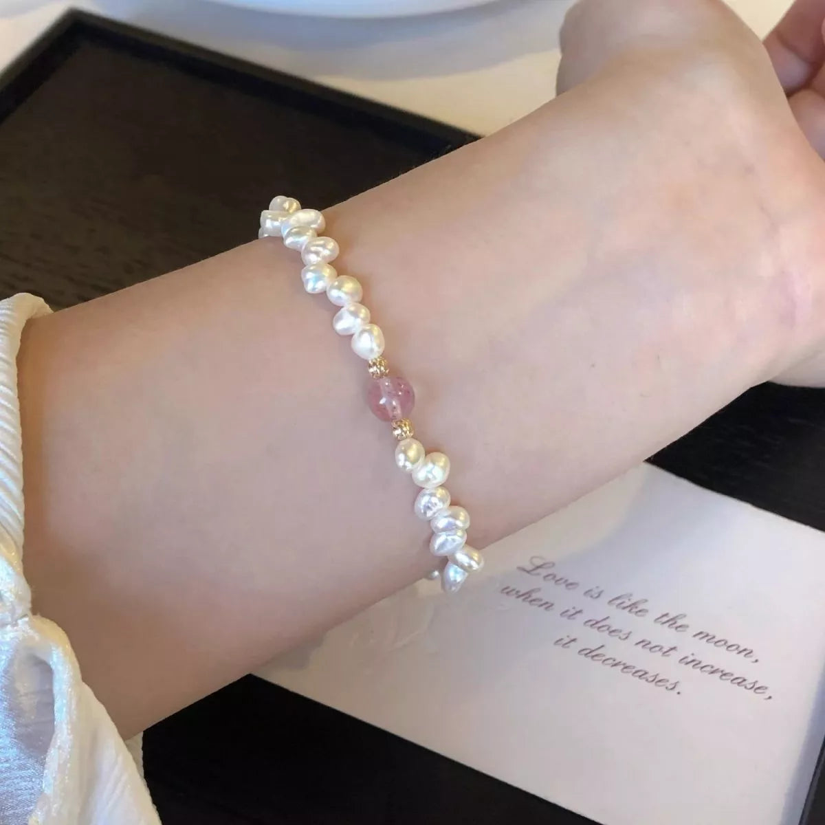 Pearl & Crystal Bracelet