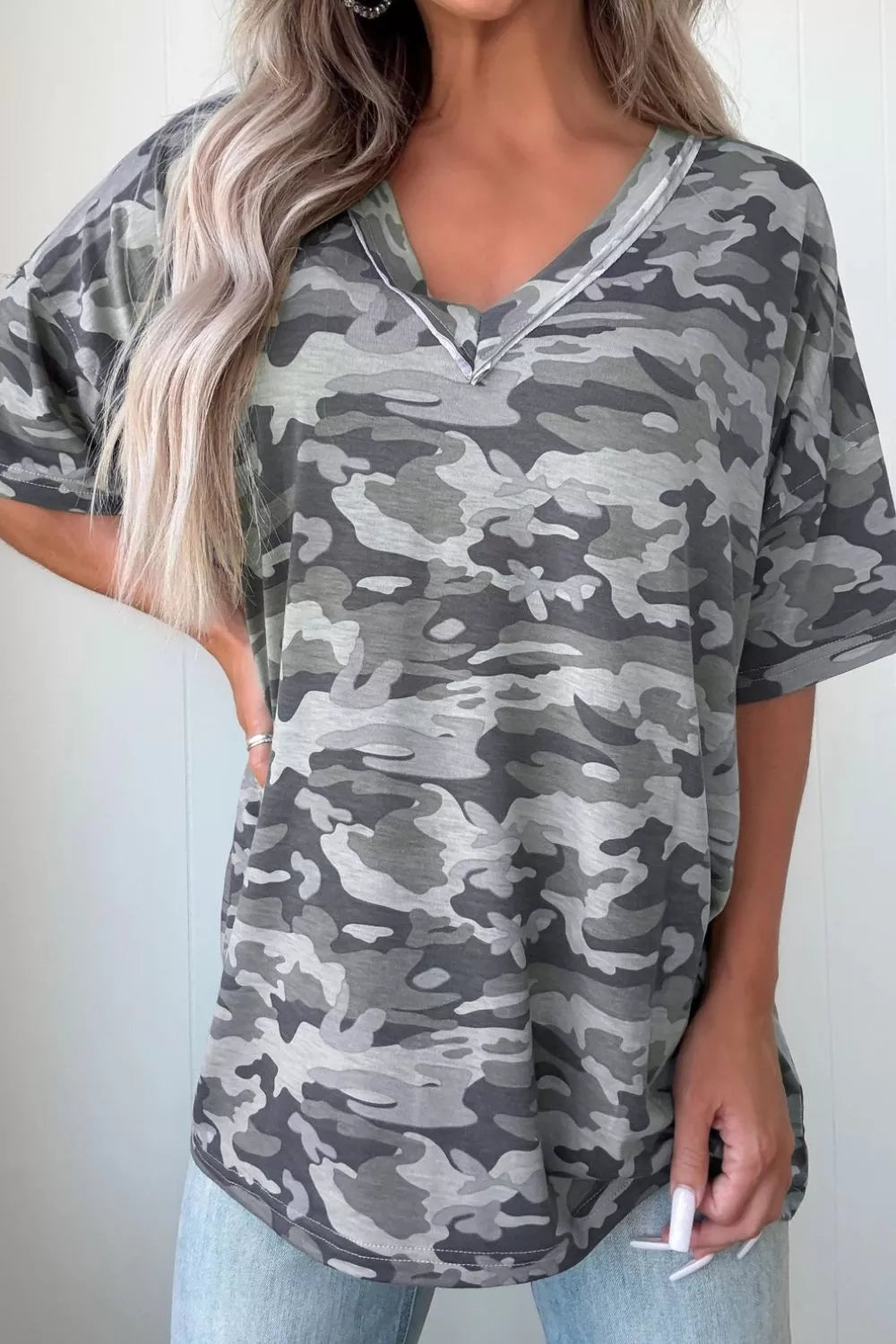 Camouflage Print Raw Edge V Neck Tee