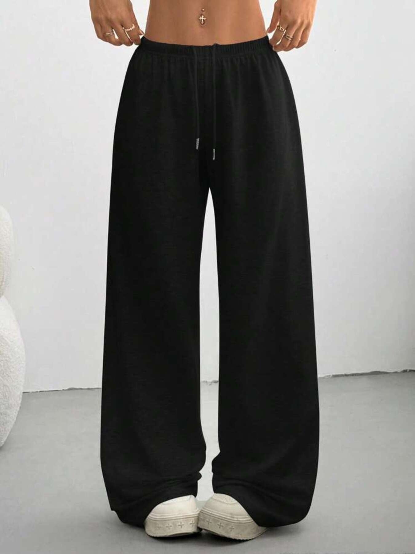 Relaxed Fit Drawstring Pants
