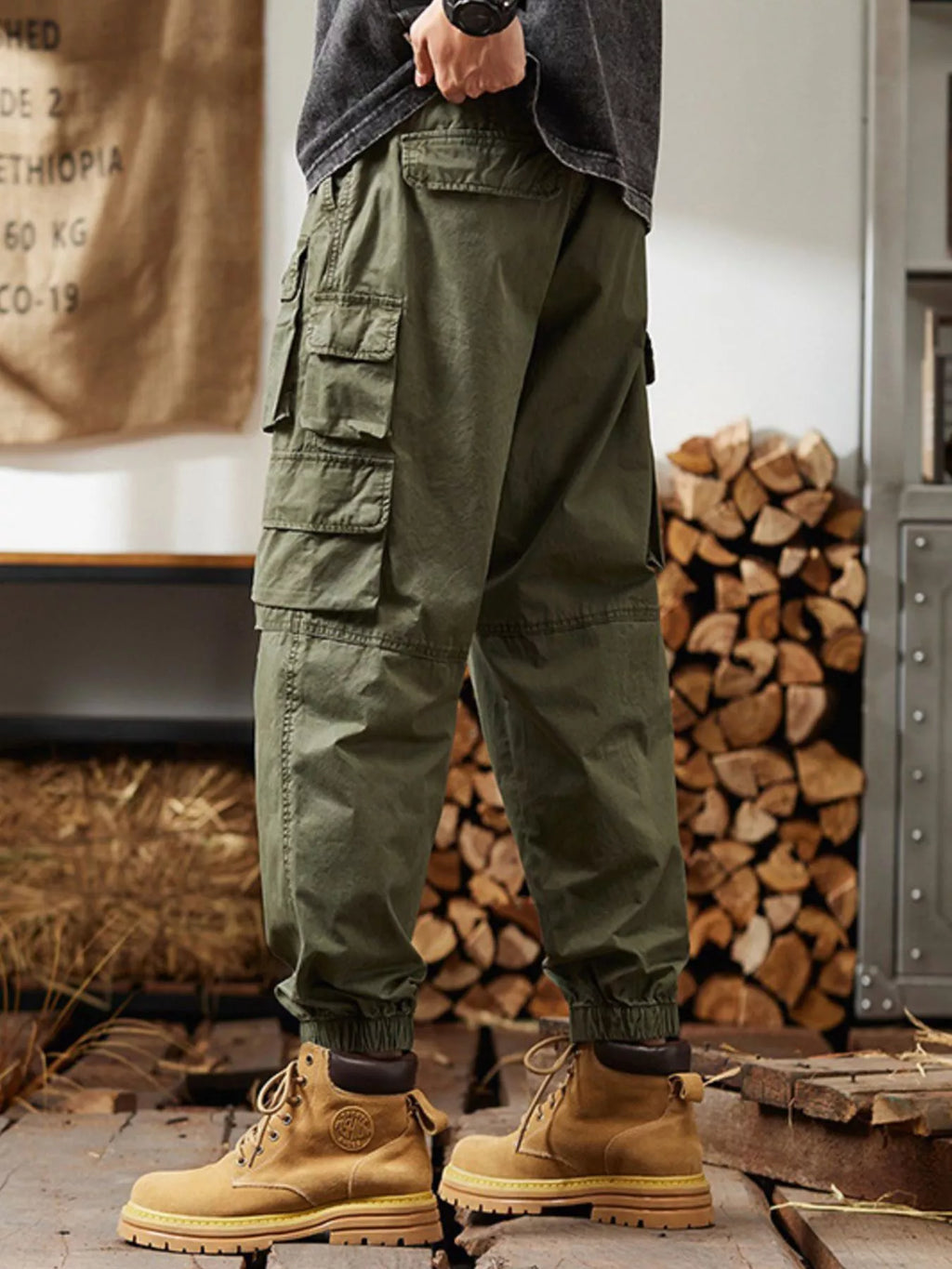 Men's Plus Size Relaxed Fit Multi-Pocket Cargo Pants