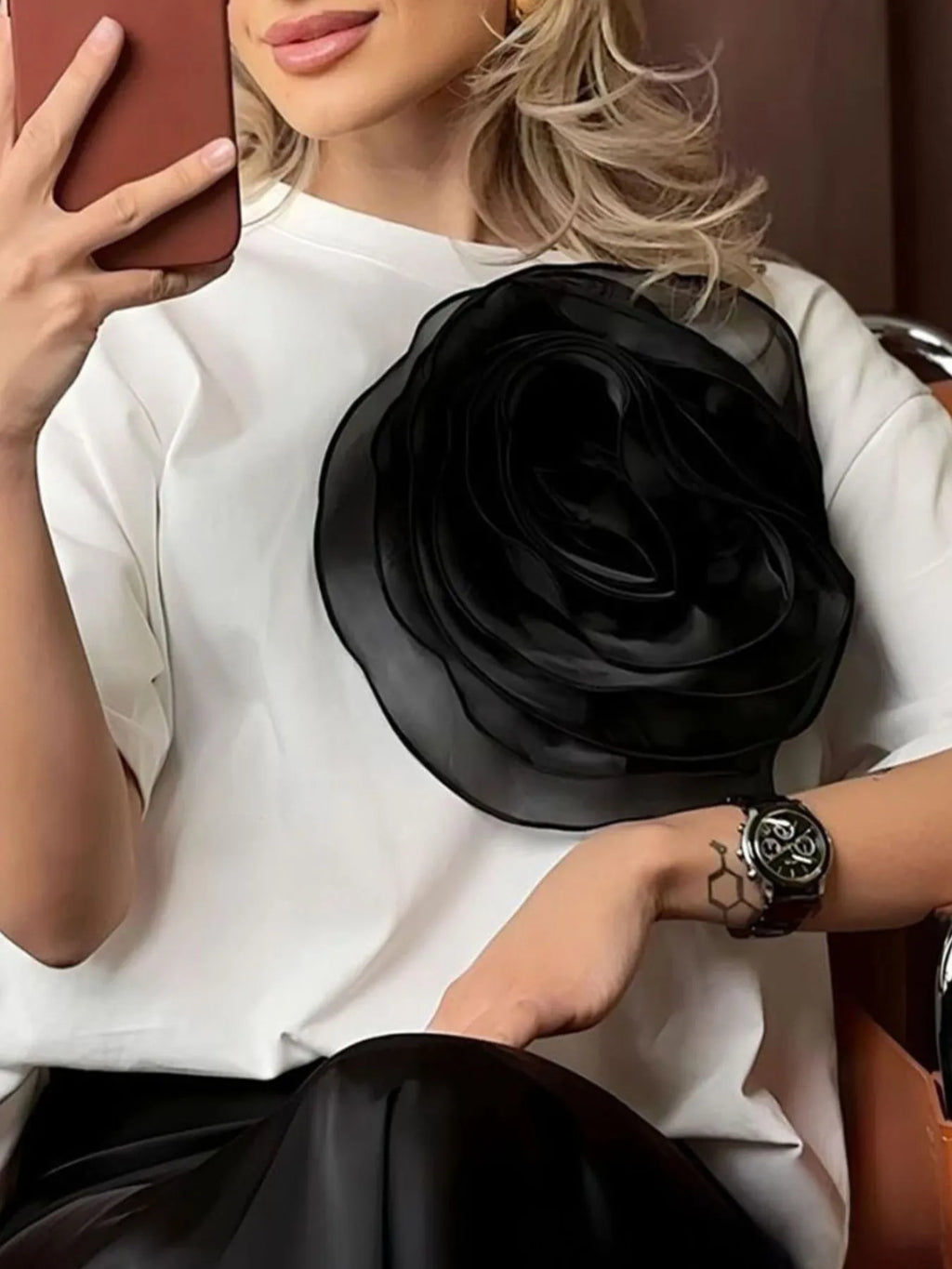 Flower Round Neck Short Sleeve T-Shirt