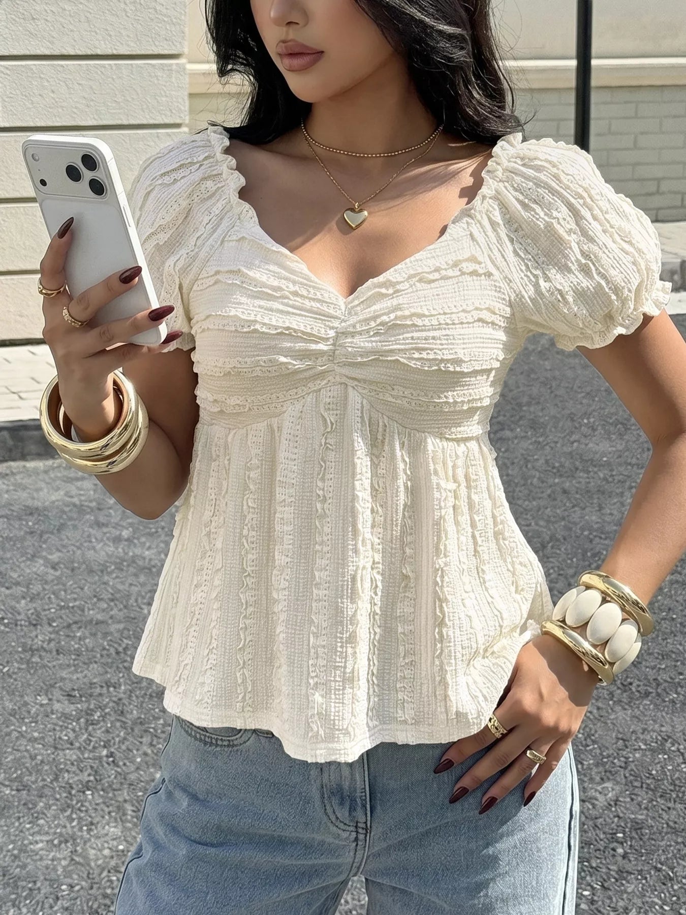 Textured Sweetheart Neck Puff Sleeve T-Shirt