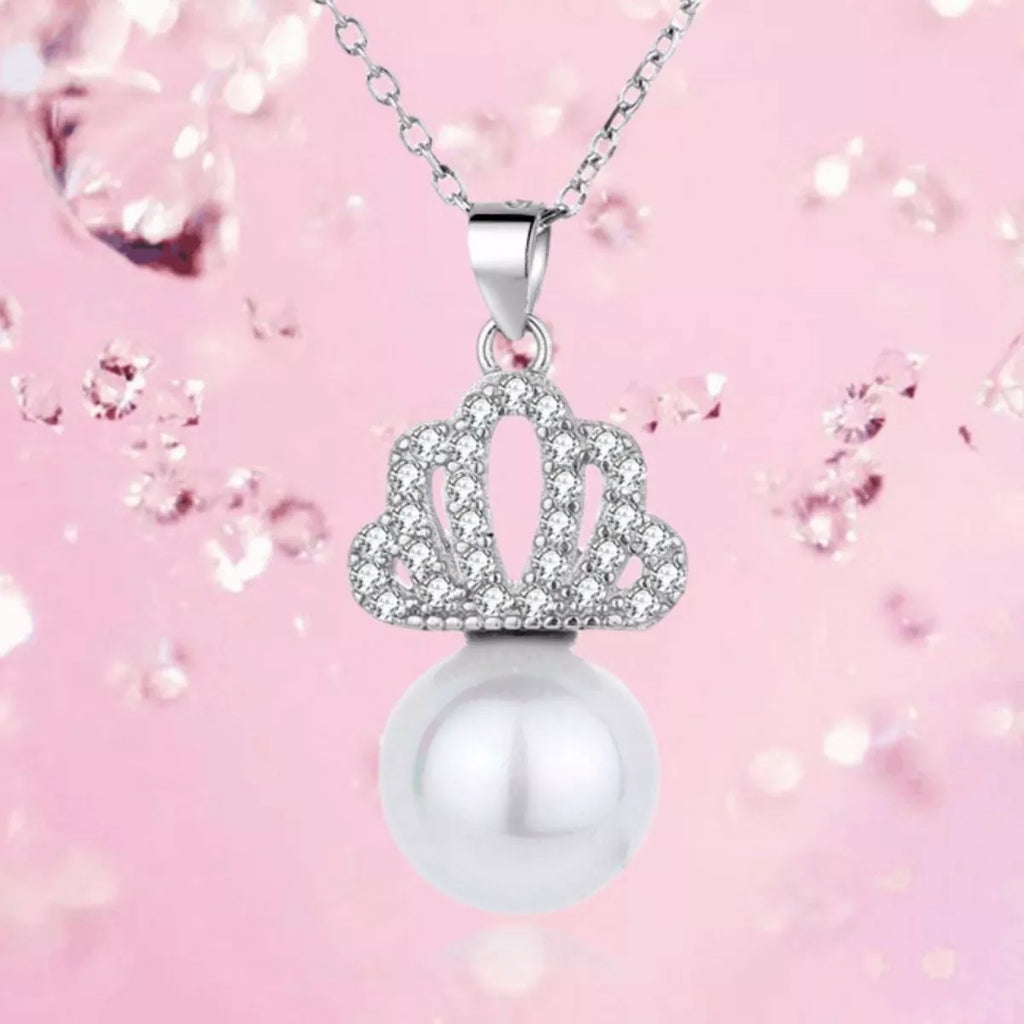Crown Pearl Pendant Necklace