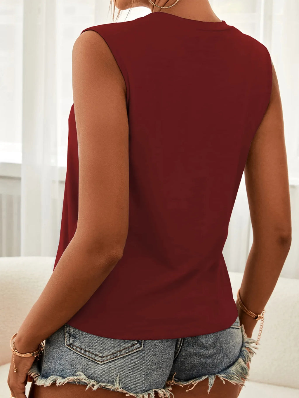 Cutout Sleeveless Tank Top