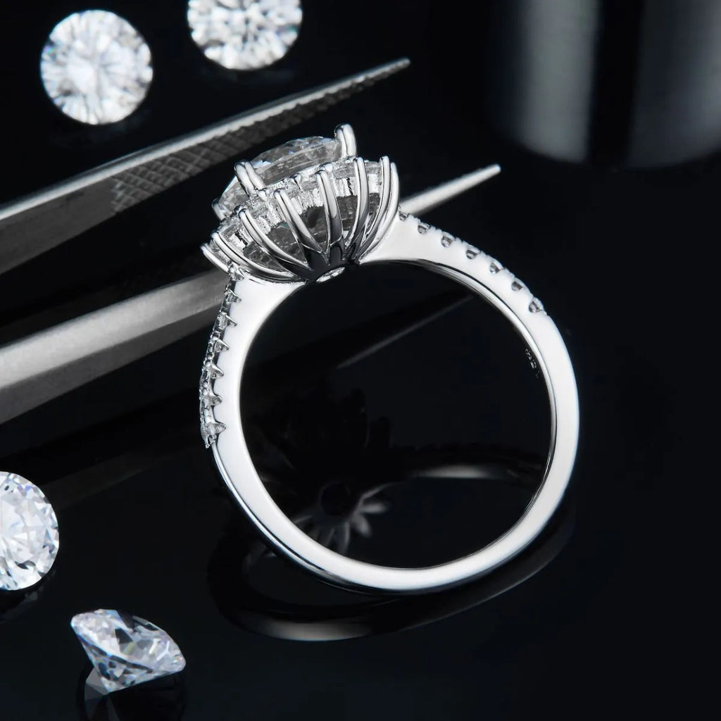 2 Carat Moissanite 925 Sterling Silver Ring