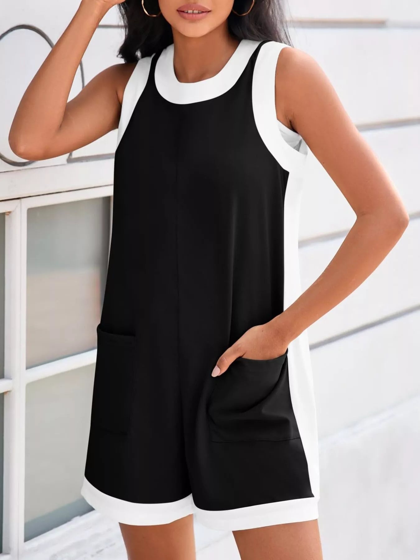 Contrast Trim Sleeveless Romper