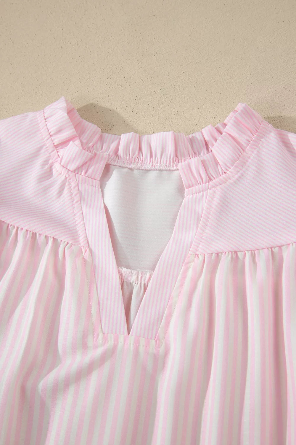 Stripe Contrast Trim V Neck Flutter Sleeve Blouse